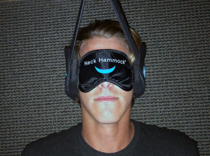 The Average Rating of Neck Hammock Gadget in the Marketplace
